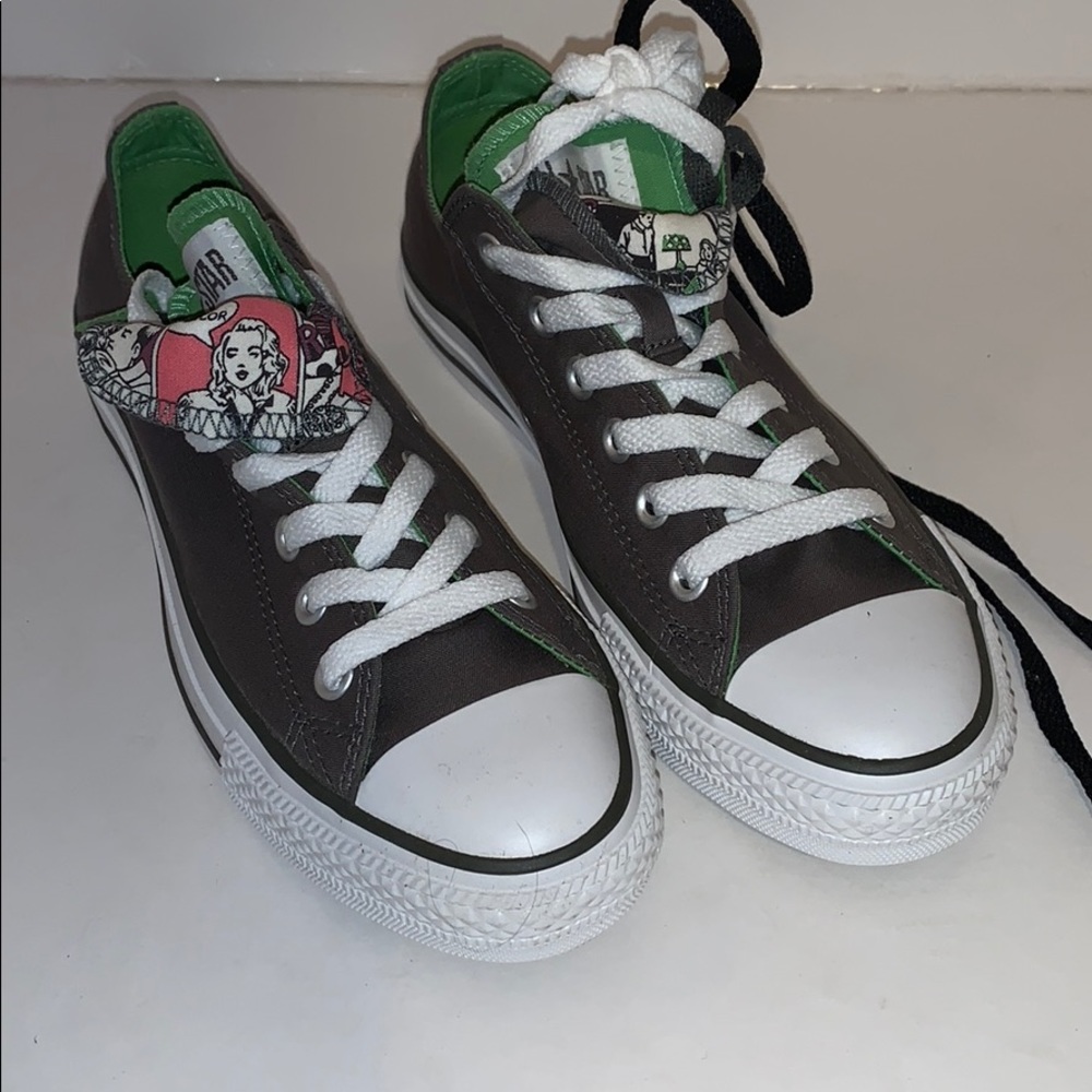 Women’s converse